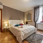 Guest house La Torretta Domus