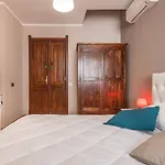 La Torretta Domus Guest house