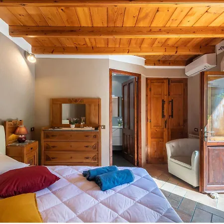 בית הארחה La Torretta Domus 3*