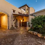 La Torretta Domus クアルトゥ・サンテーレナ
